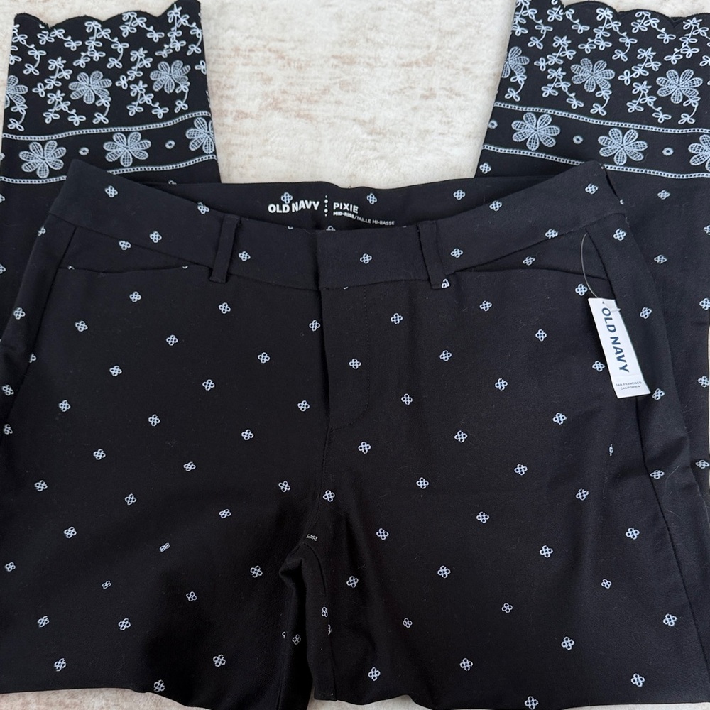 Old Navy Black Pixie Pants with White Floral Design